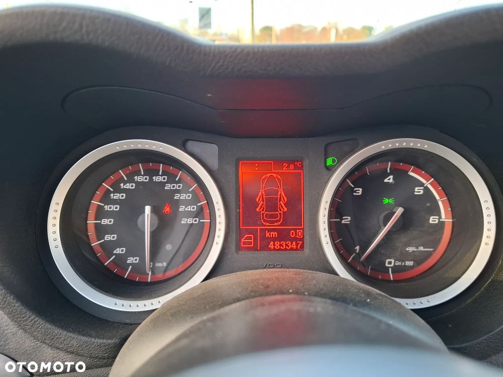 Alfa Romeo 159 1.9JTDM ti - 12