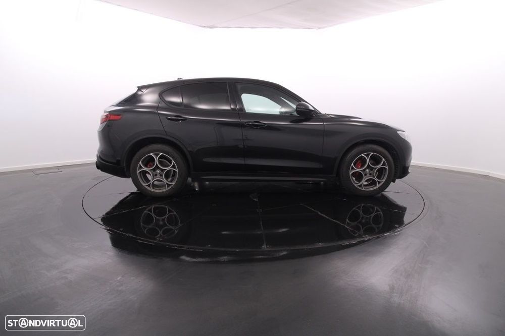 Alfa Romeo Stelvio 2.2 D Sprint AT8 - 9