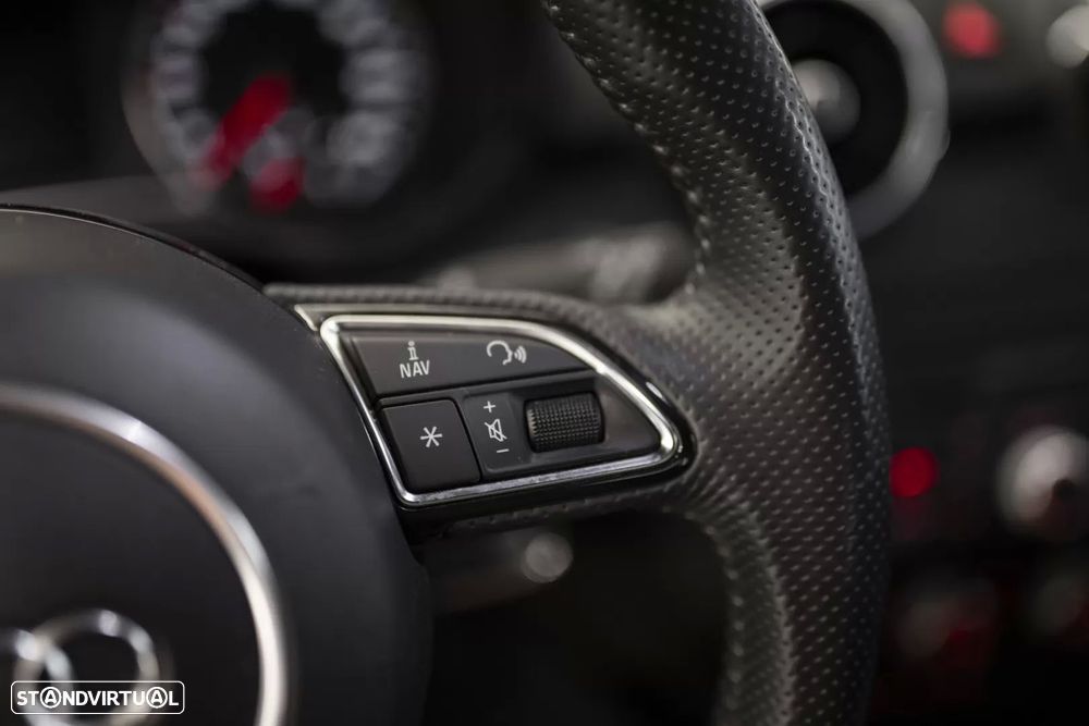 Audi A1 1.6 TDI S-line - 15