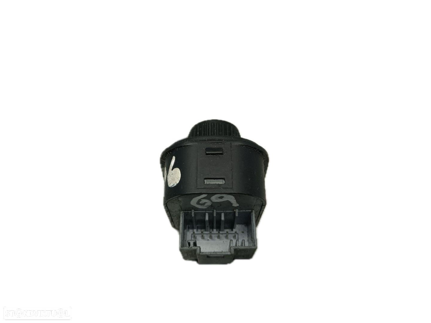 Botão / Comando Regulador De Espelhos Volkswagen Passat (3B2) - 3