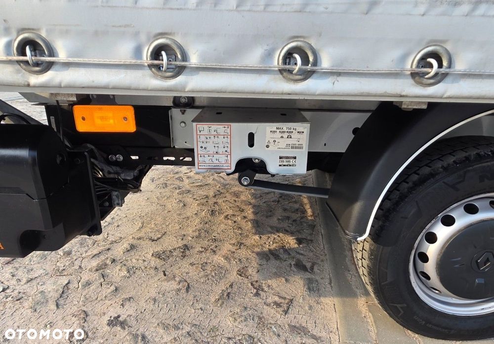 Renault Master - 33
