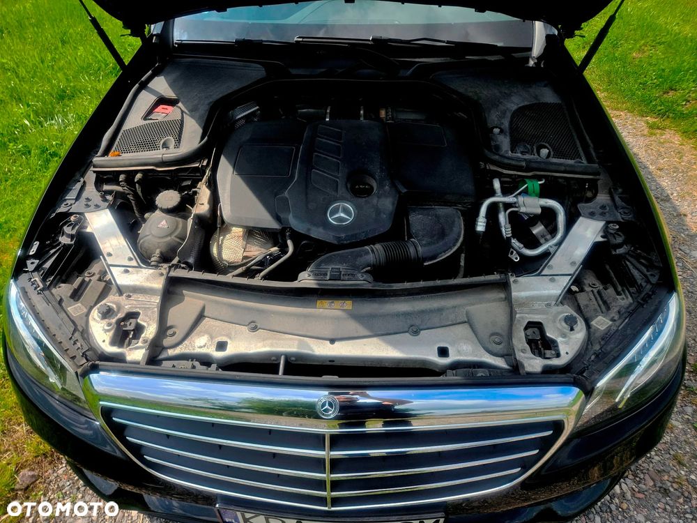 Mercedes-Benz Klasa E - 17