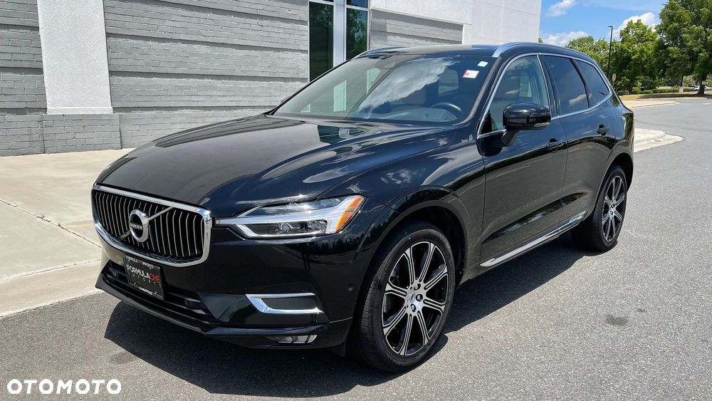 Volvo XC 60 T6 AWD Geartronic Inscription - 1