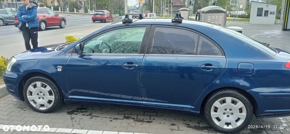 Toyota Avensis 2.0 D-4D - 5