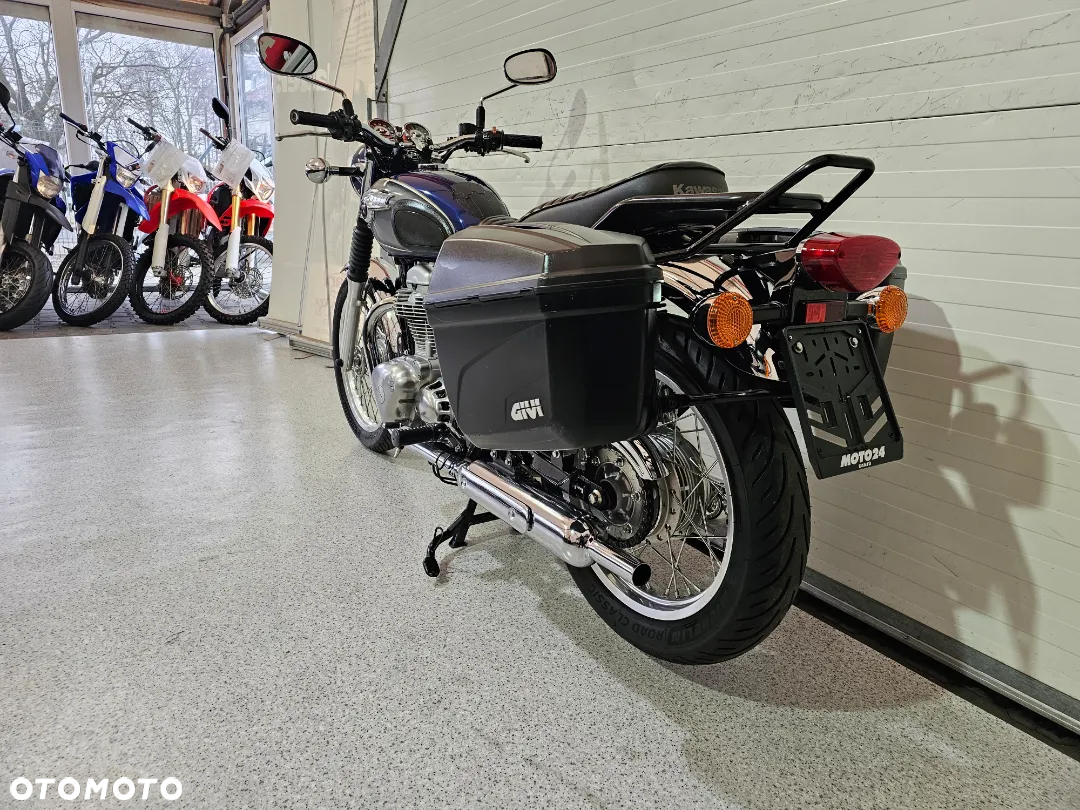Kawasaki Inny - 8