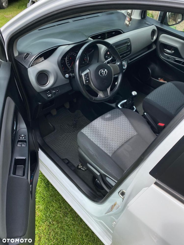 Toyota Yaris 1.0 Active - 12