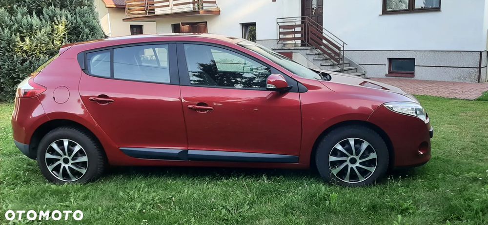 Renault Megane - 11