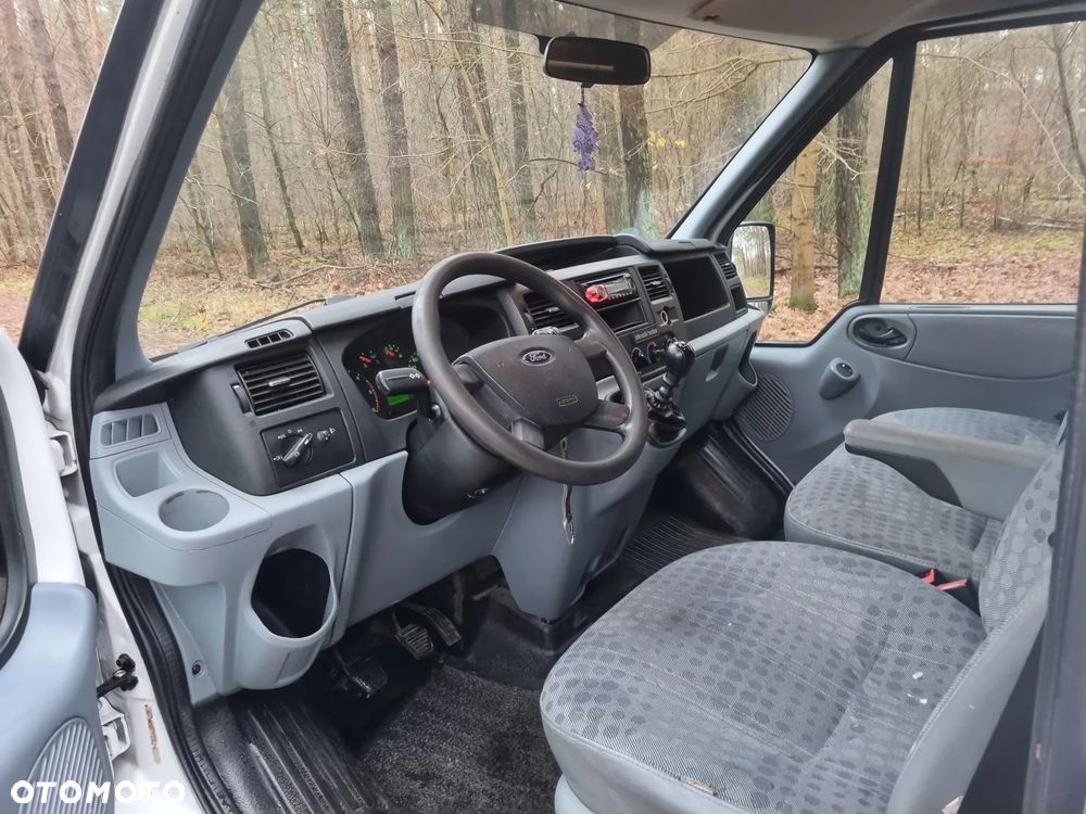 Ford Transit - 8
