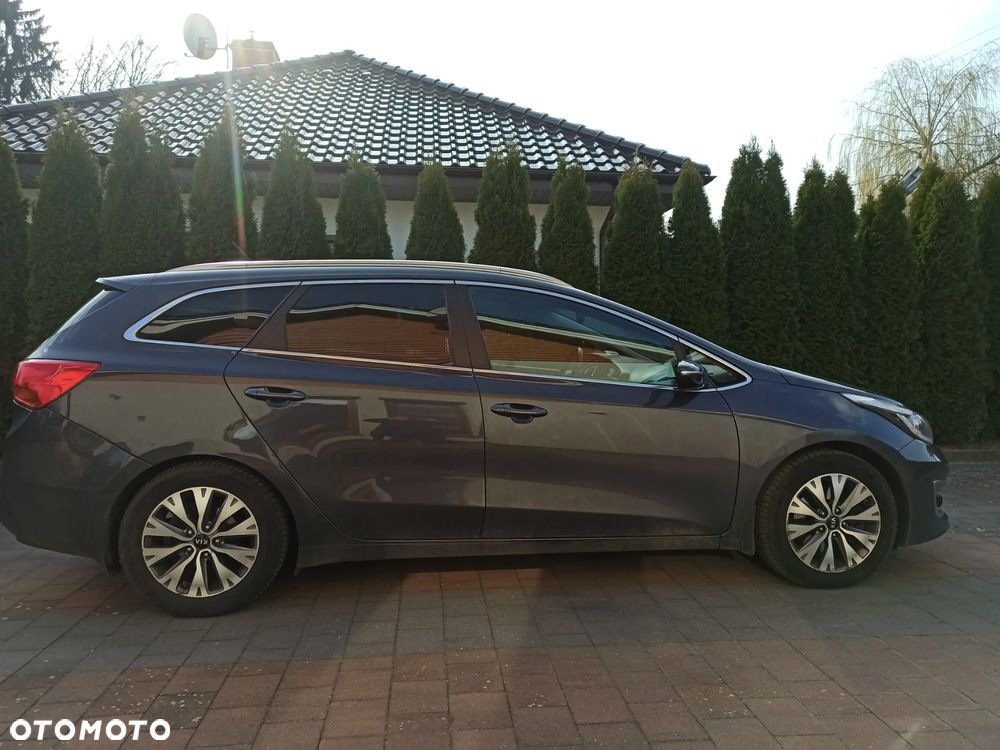 Kia Ceed 1.6 CRDi L - 5