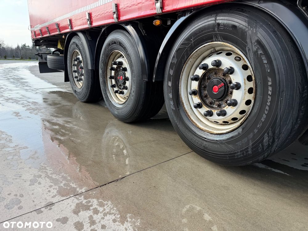 Schwarzmuller S1 - 6