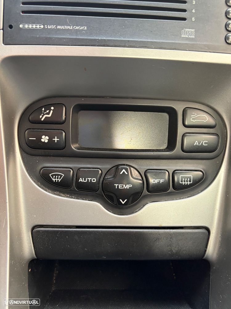 Peugeot 307 1.6 HDi Navtech - 24