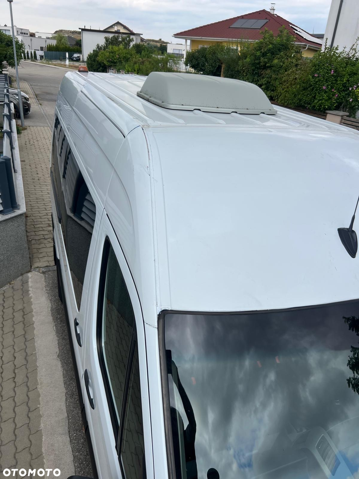 Mercedes-Benz Sprinter - 10