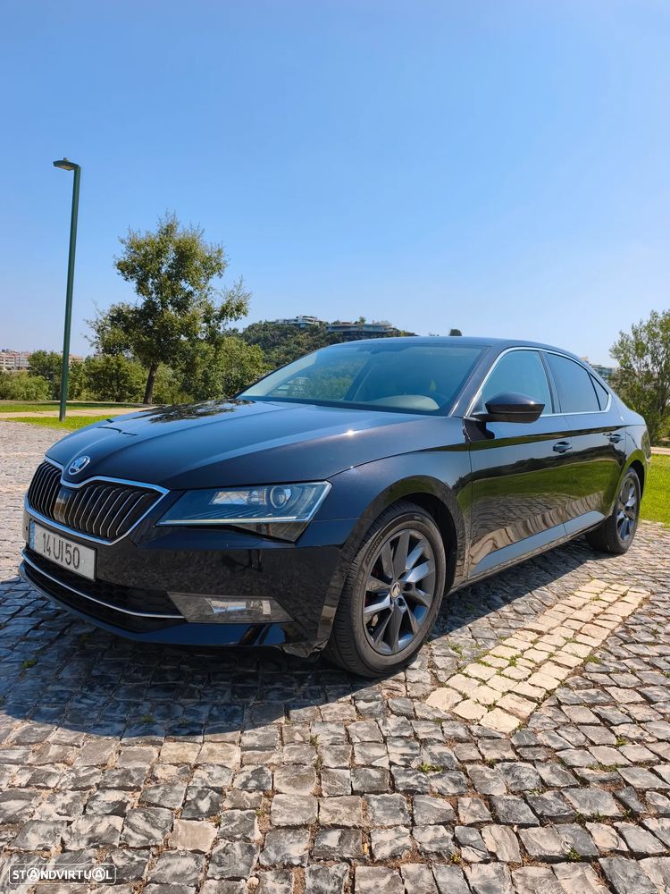 Skoda Superb 2.0 TDI Style DSG - 1