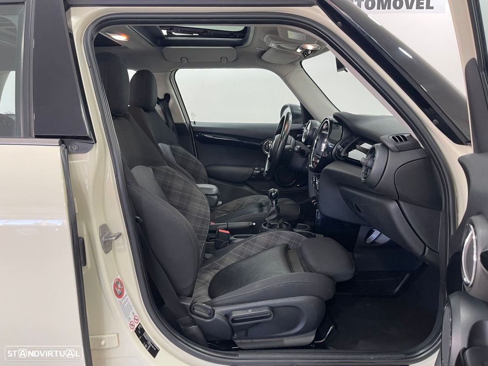 MINI 5 Portas One D - 21