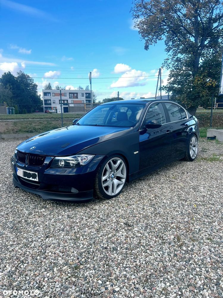 BMW E90