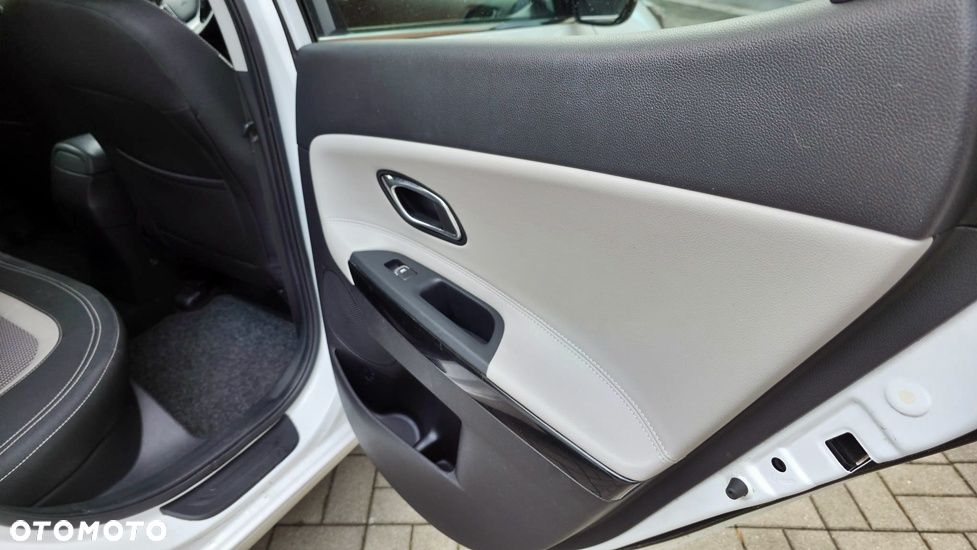 Kia Ceed 1.6 CRDi 136 ISG Spirit - 19