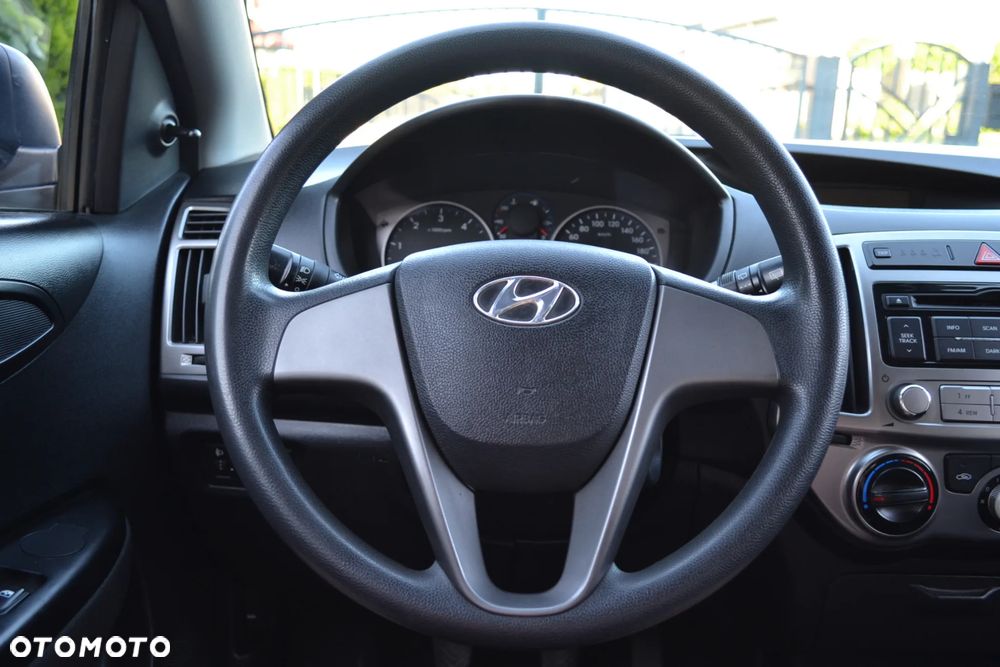Hyundai i20 1.1 CRDi Comfort - 22