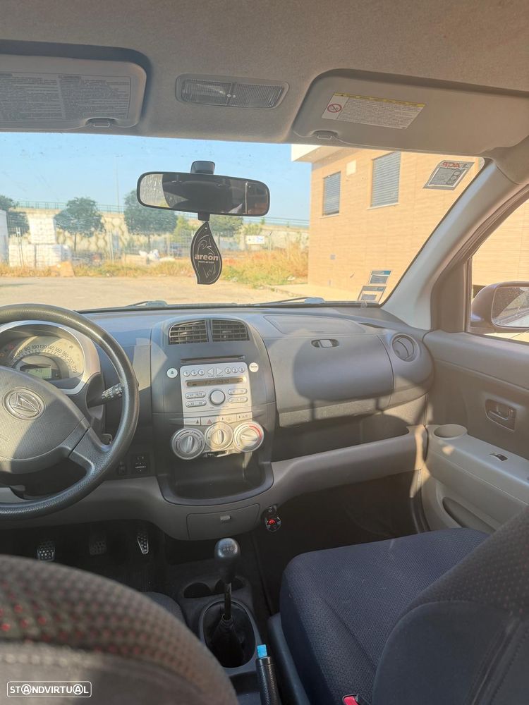 Daihatsu Sirion 1.0 - 17