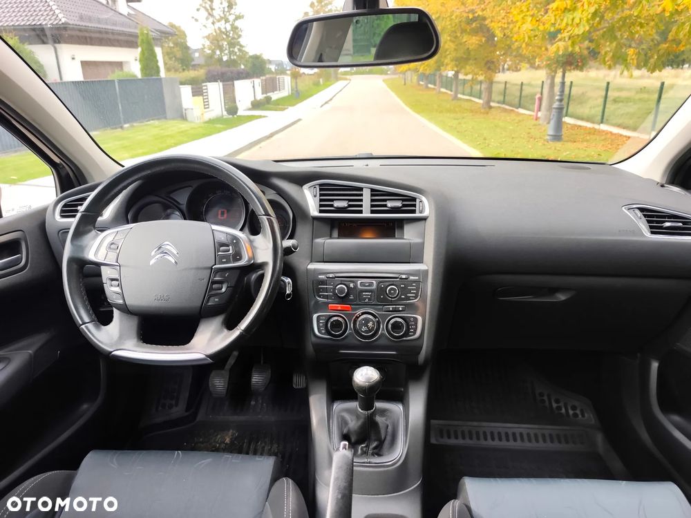 Citroën C4 1.6 VTi Equilibre - 8