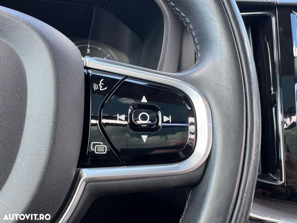 Volvo XC 60 D5 AWD Geartronic Inscription - 29