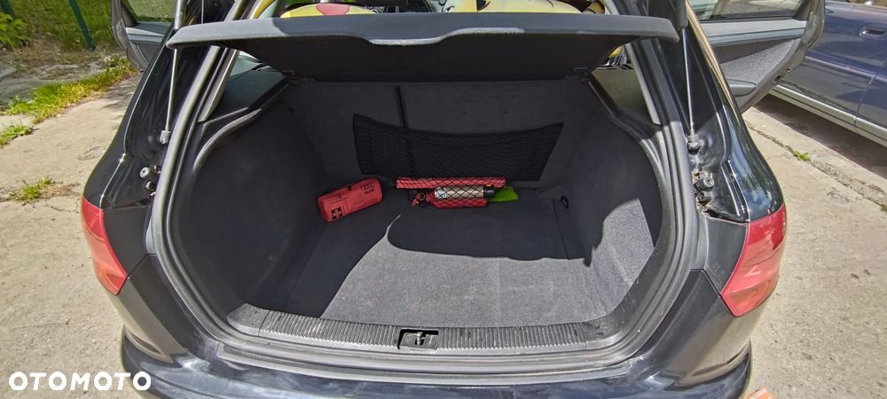 Audi A3 Sportback 1.6 FSI Ambition - 14
