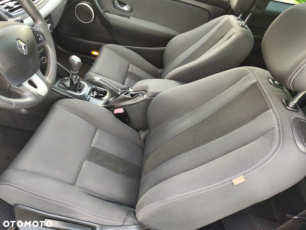 Renault Megane 1.6 16V Expression - 11