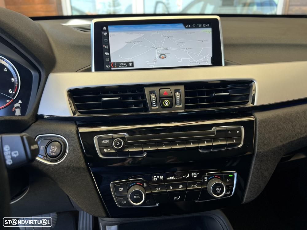 BMW X1 16 d sDrive Auto Line Sport - 18