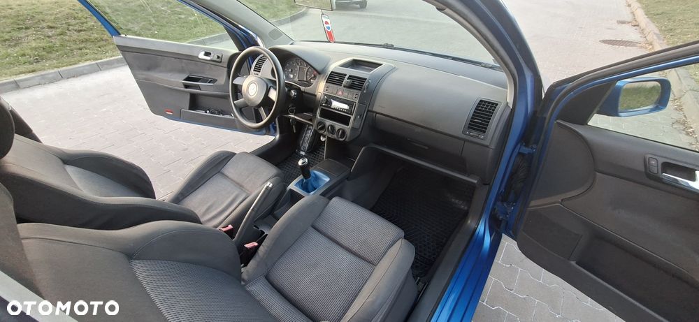 Volkswagen Polo - 4