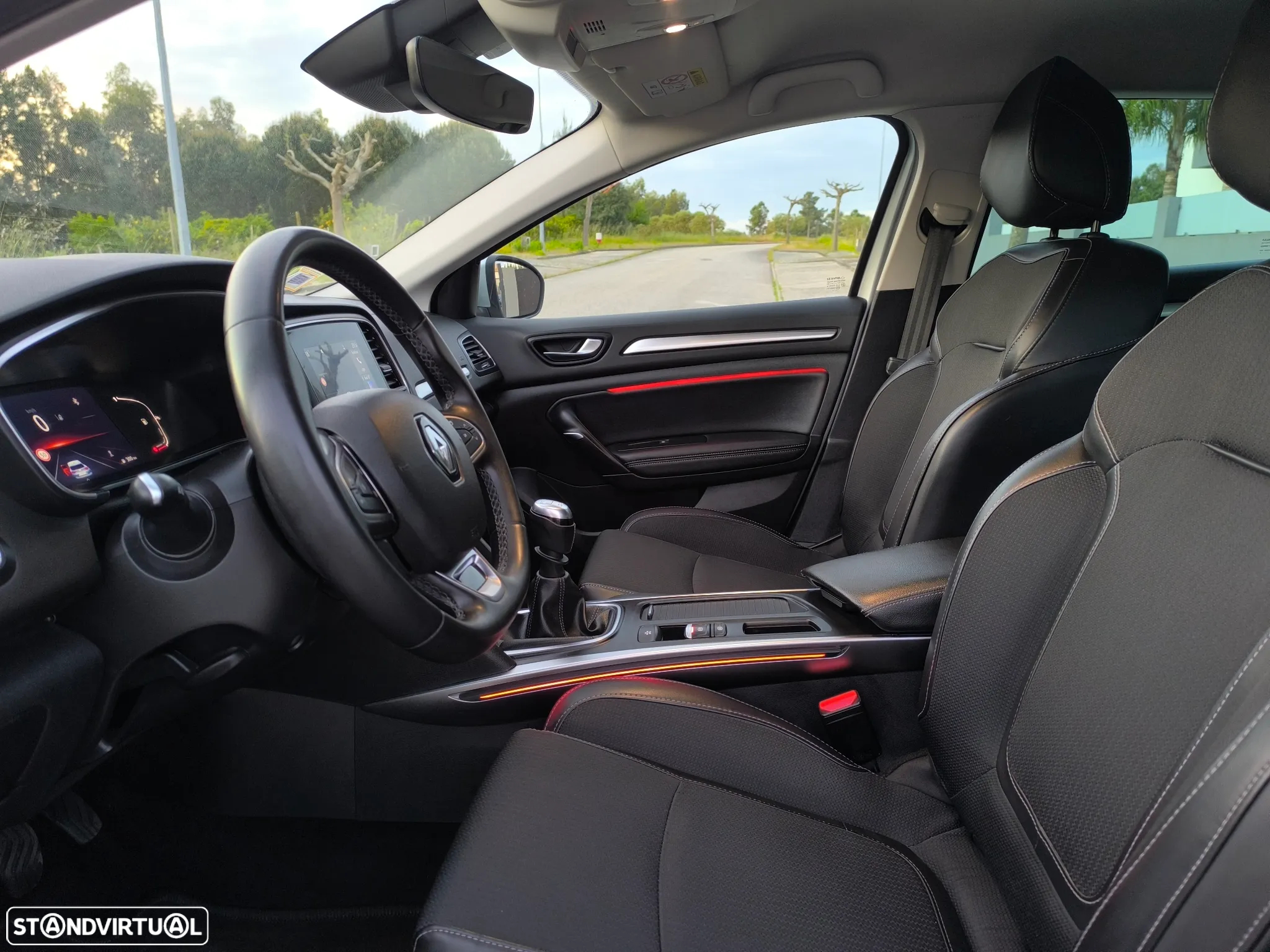 Renault Mégane Sport Tourer 1.5 Blue dCi Intens - 17