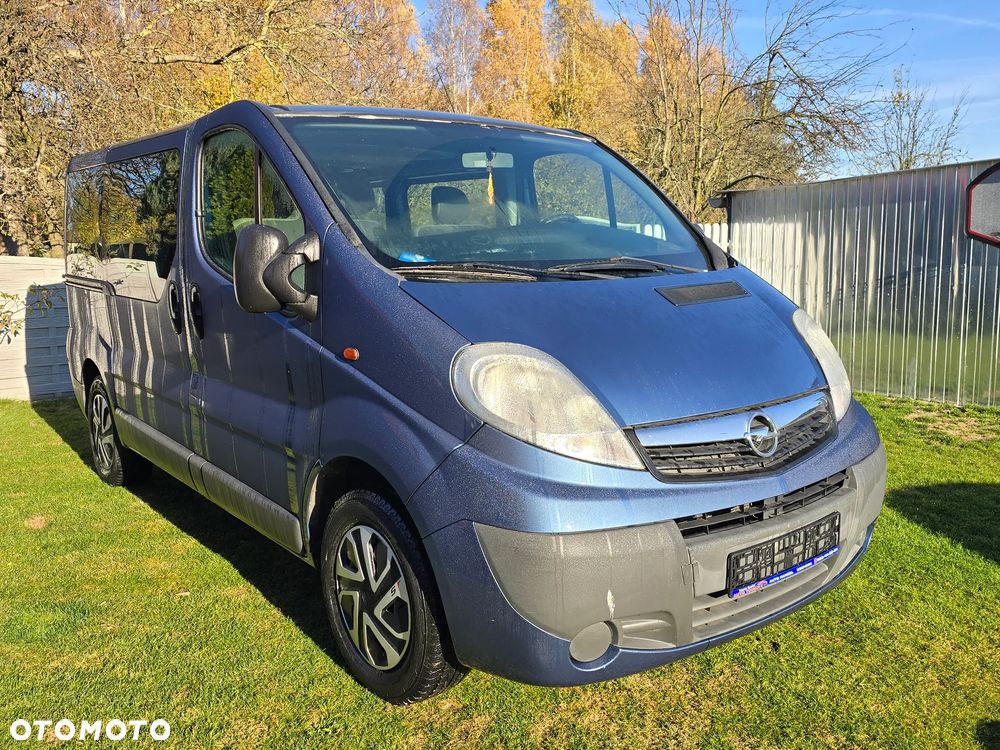 Opel Vivaro - 1