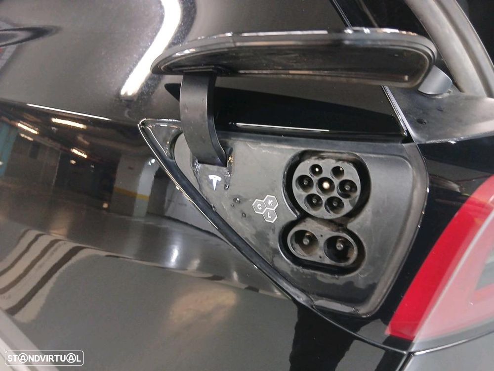 Tesla Model Y Long Range Tração Integral - 10