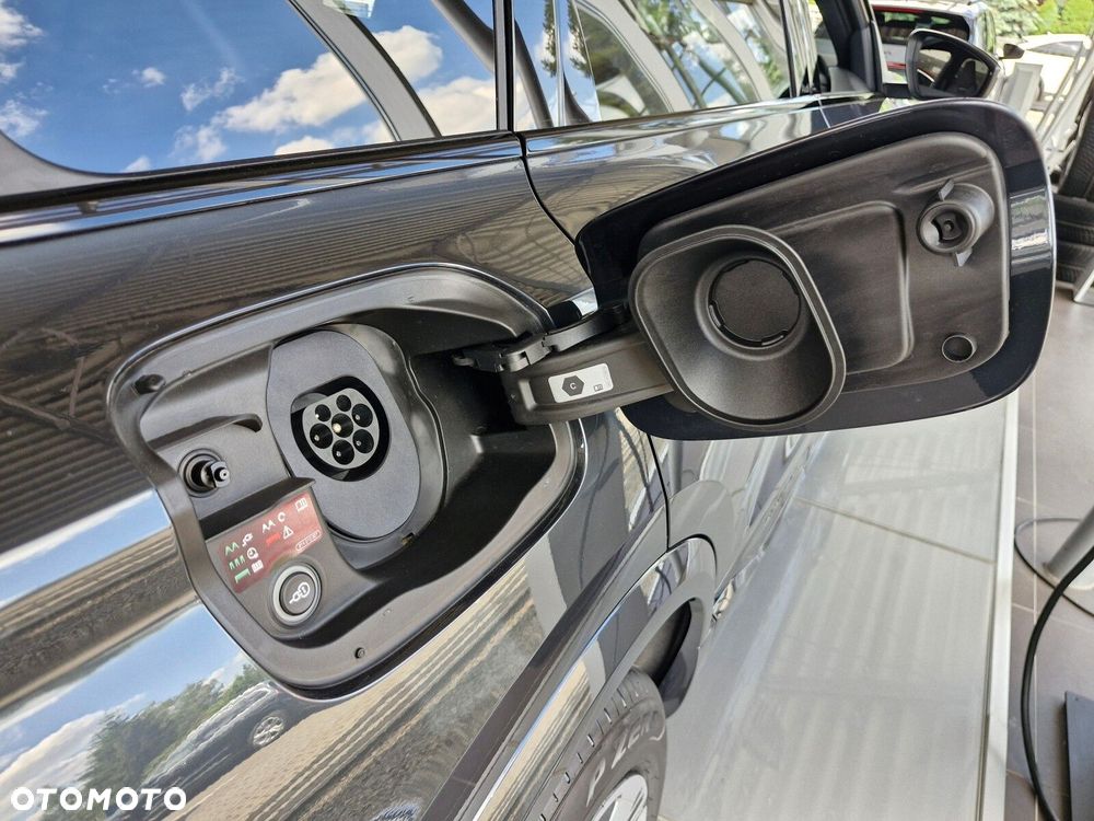 Audi Q6 e-tron - 9
