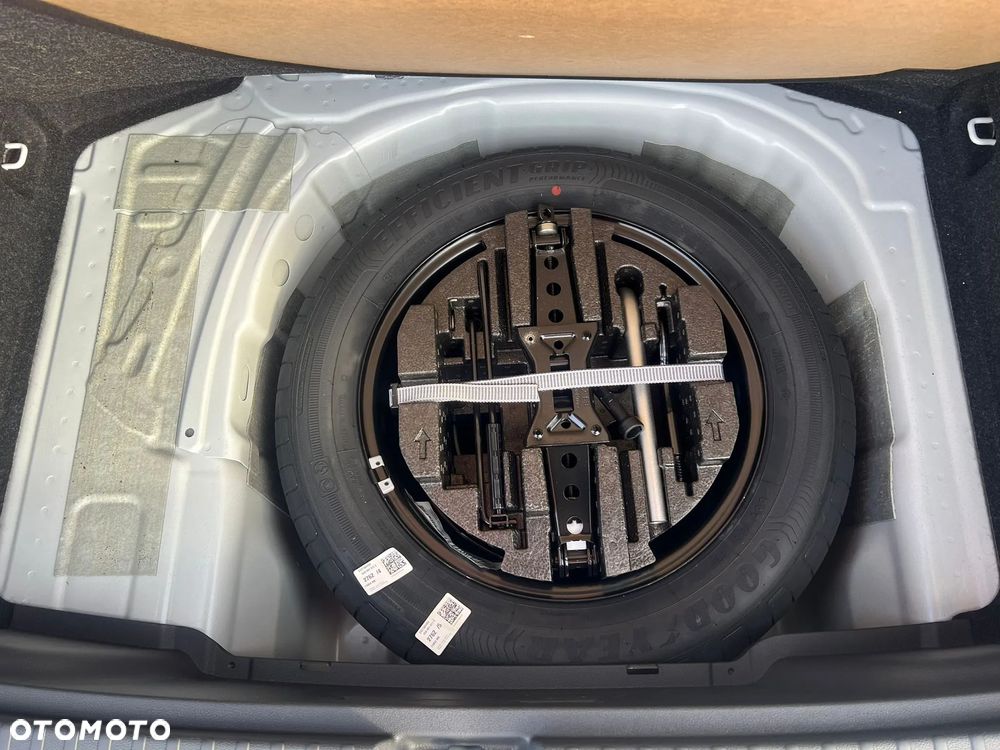 Skoda Kamiq 1.0 TSI Selection DSG - 34