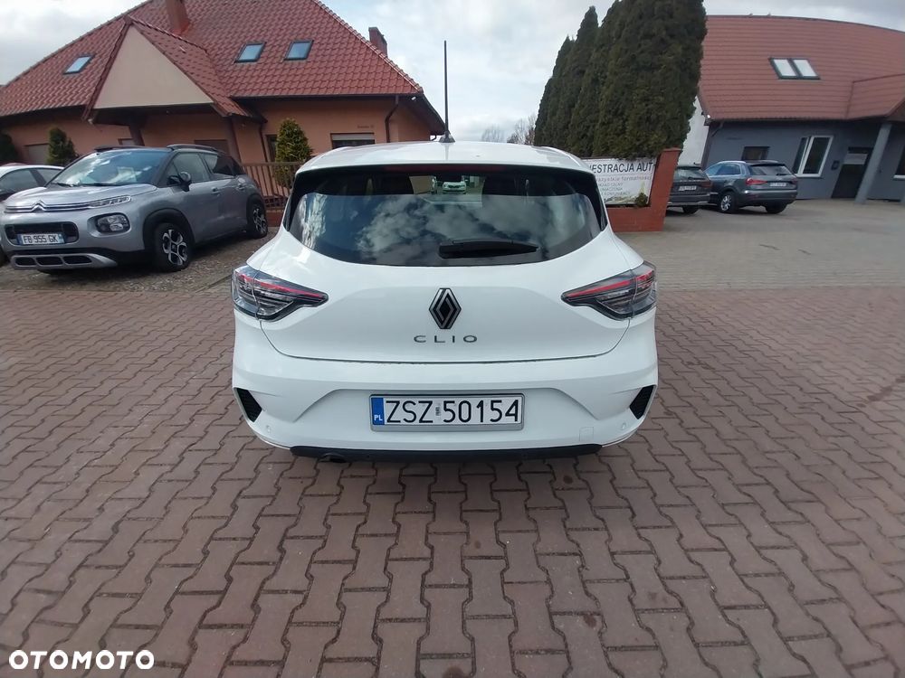 Renault Clio - 19