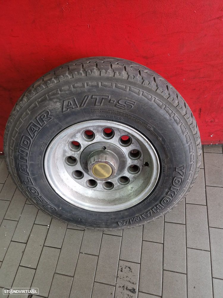 Jantes 15 Universais para  Jeep Toyota furação 6x139.7 furo central 106.1 com pneus 39x10.5x15 - 2