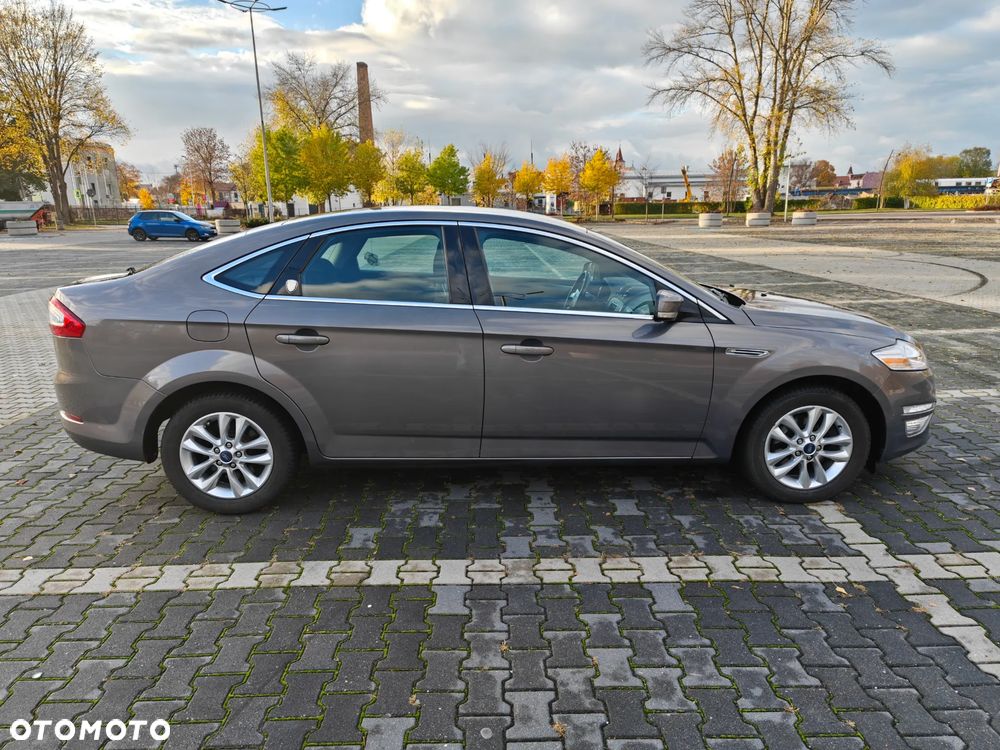 Ford Mondeo - 8