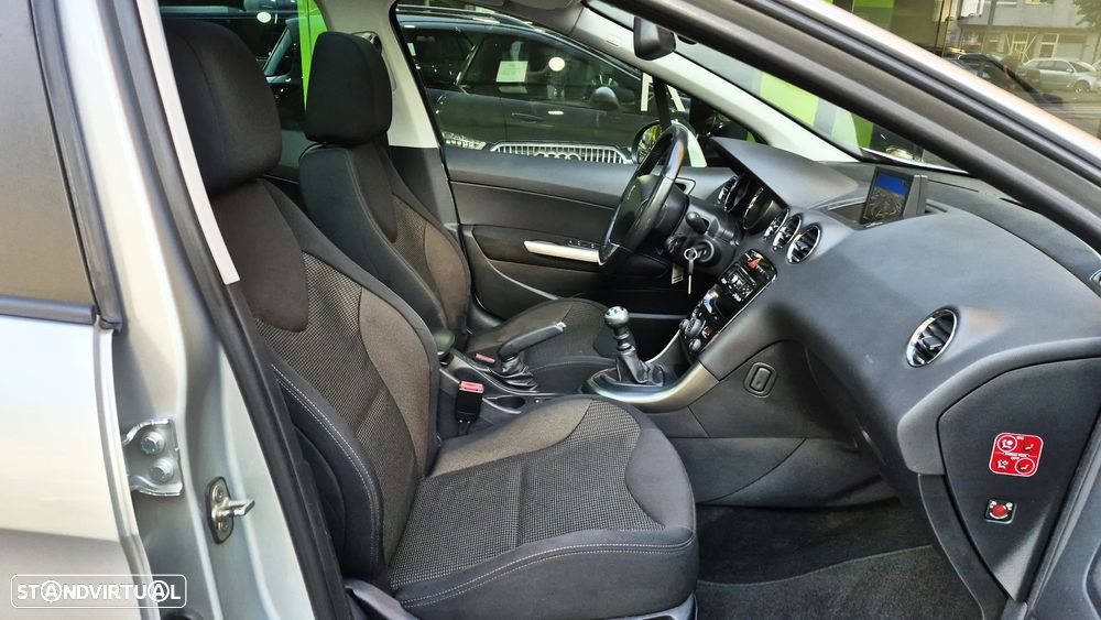 Peugeot 308 SW 1.6 e-HDi Sportium CVM6 - 10