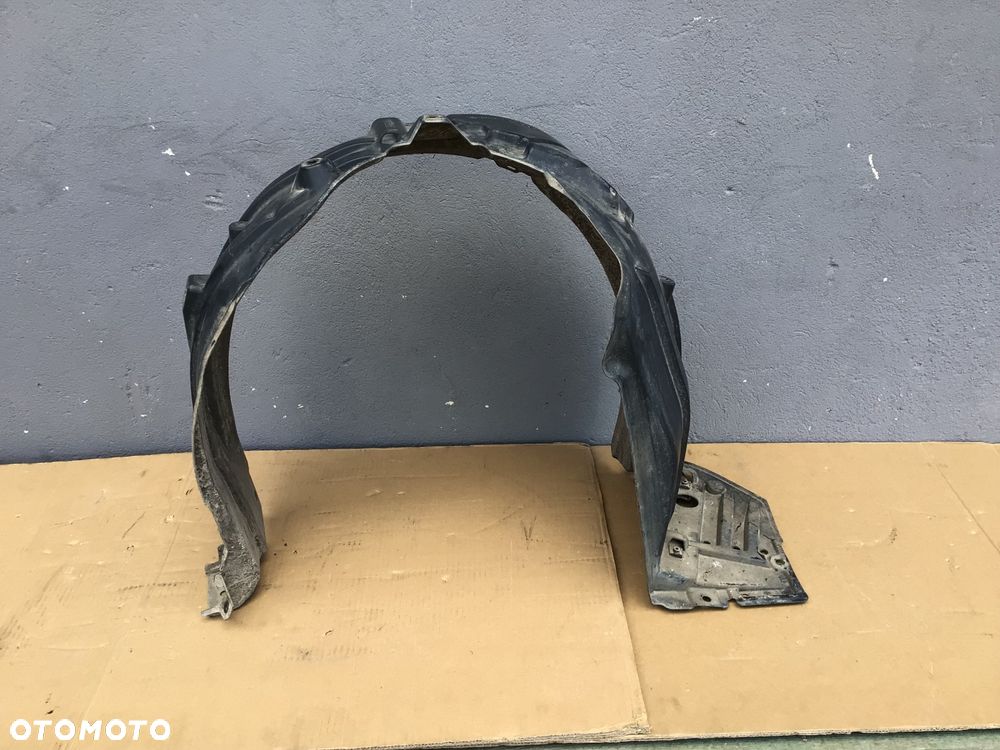 Nadkole przednie lewe Toyota Yaris lV 4