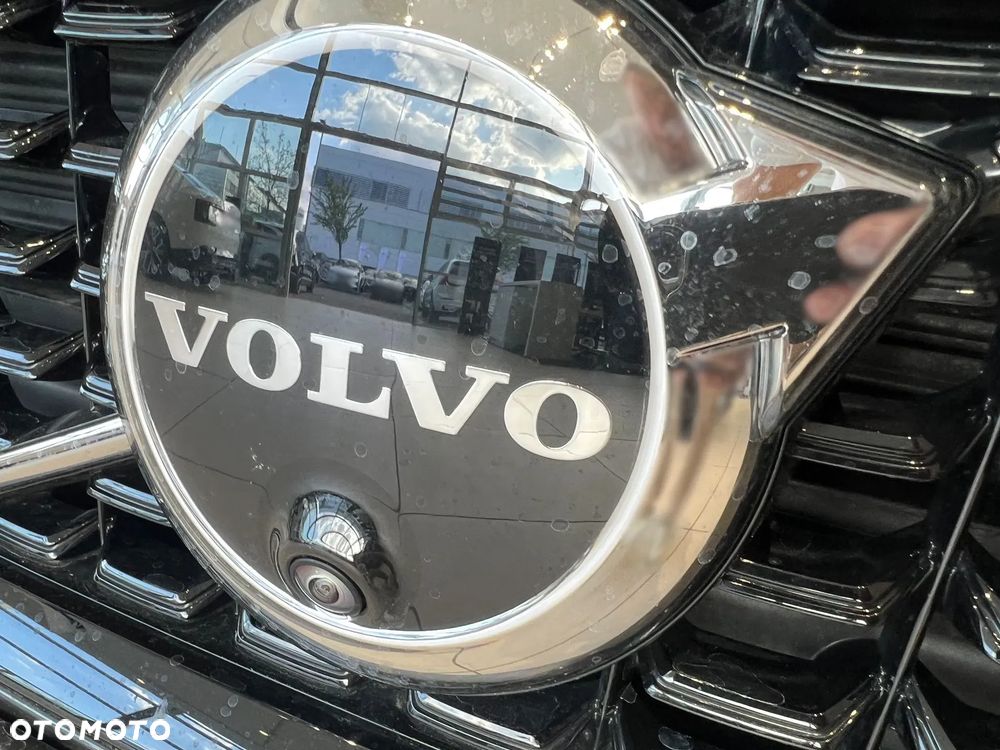 Volvo V60 B4 B DKG Ultimate Dark - 32