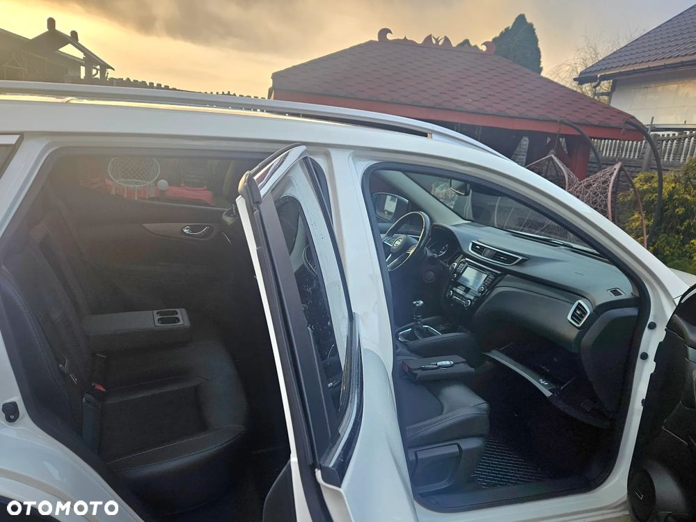 Nissan Qashqai 1.2 DIG-T 360 - 6