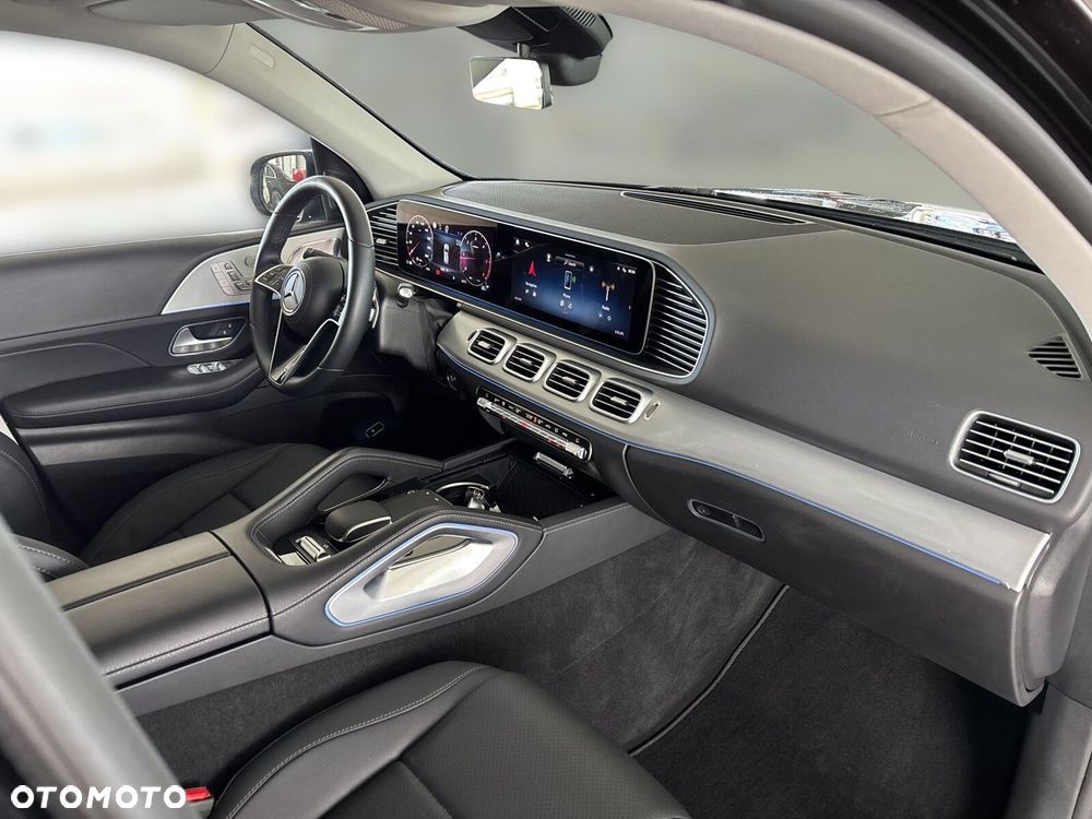 Mercedes-Benz GLE - 18