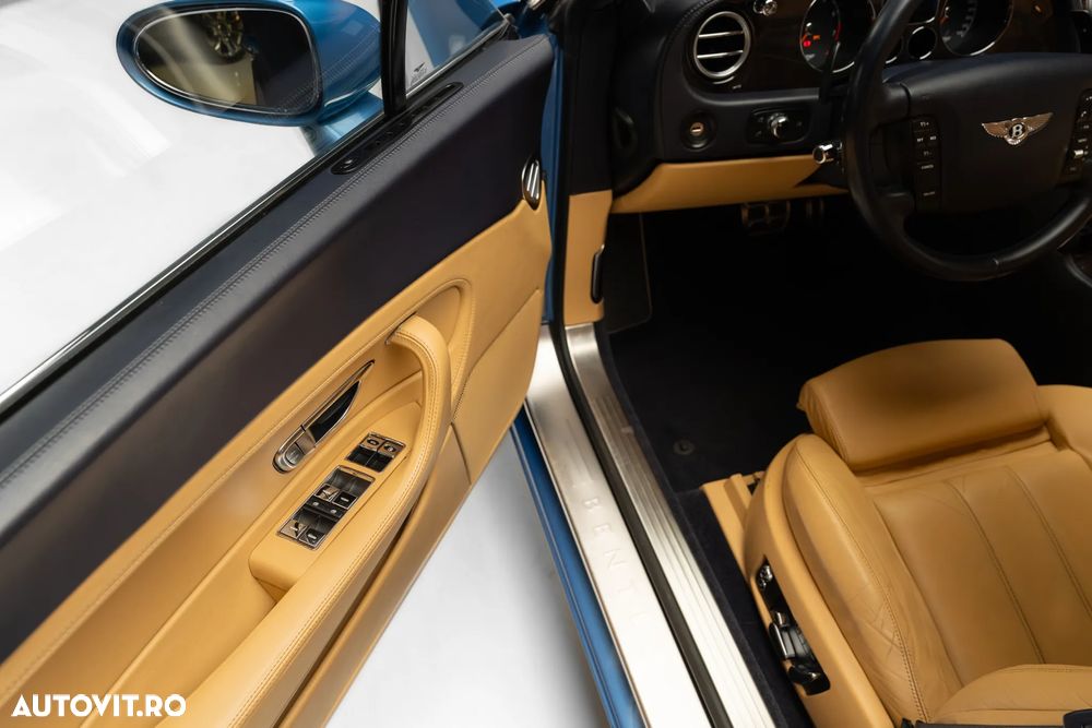 Bentley Continental Standard - 14