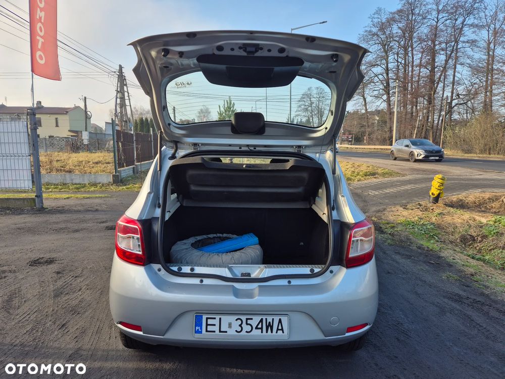 Dacia Sandero 1.2 16V Laureate - 6