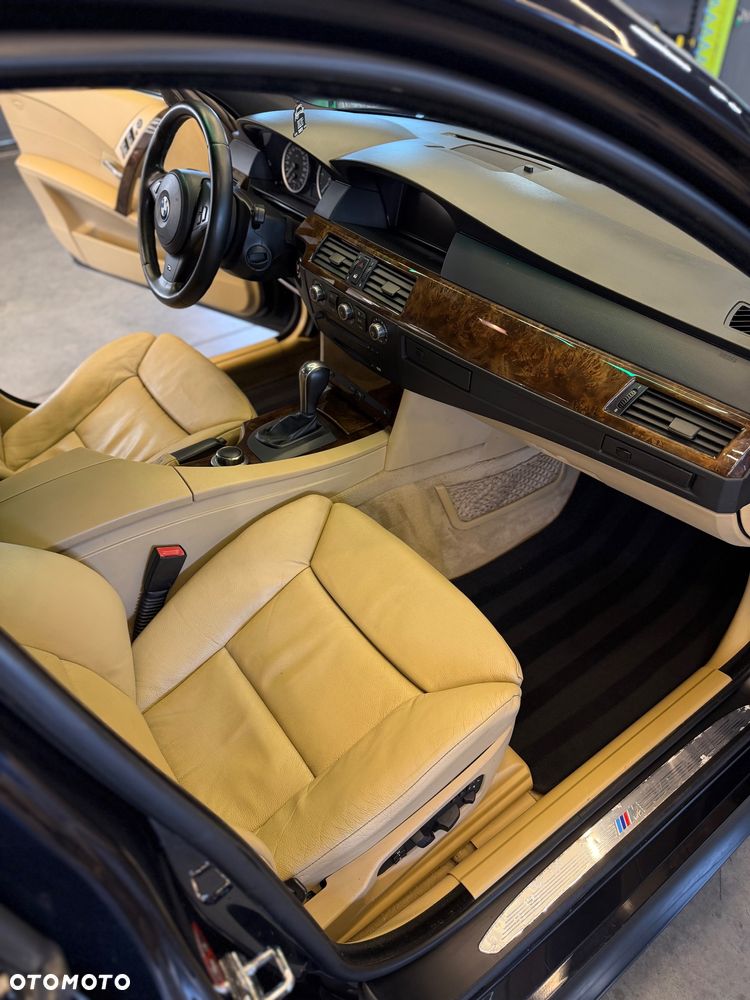 BMW Seria 5 535d - 26