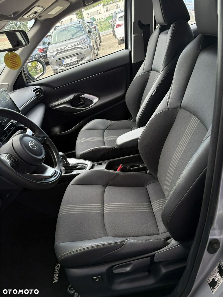 Toyota Yaris Cross - 15