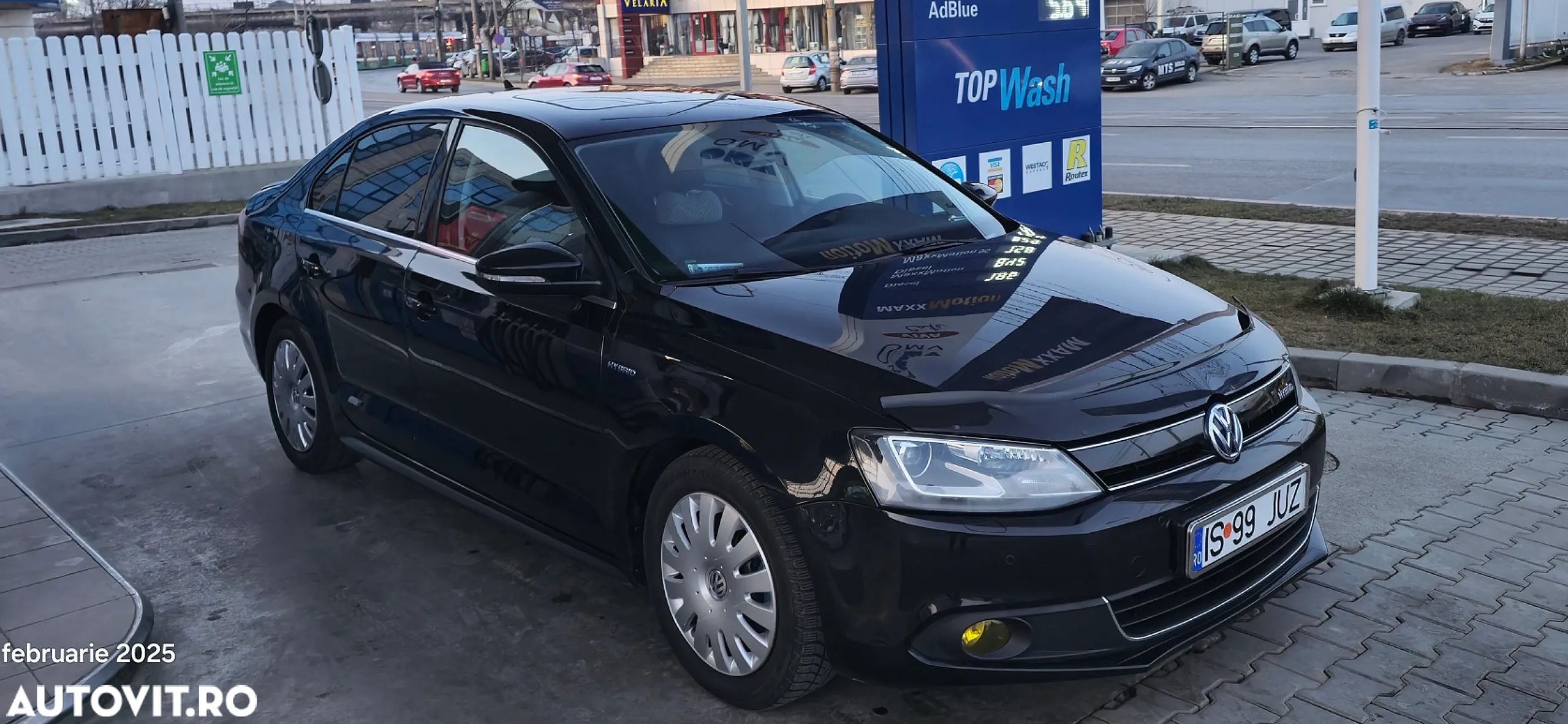 Volkswagen Jetta 1.4 Hybrid DSG Highline - 1