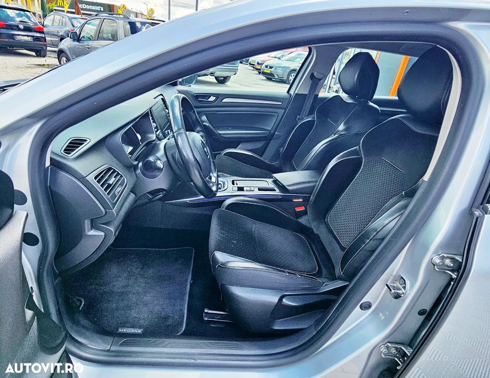 Renault Megane - 8
