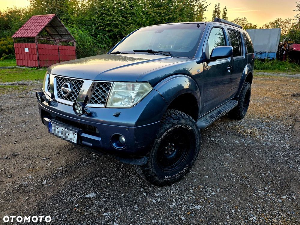 Nissan Pathfinder 2.5 DCi Sport / SE - 3