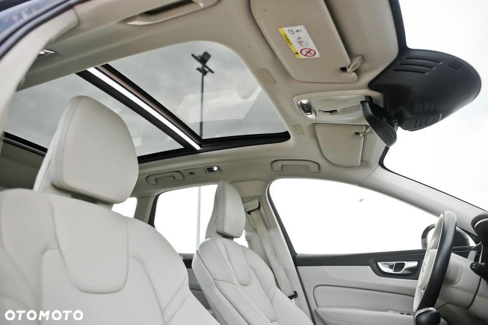 Volvo XC 60 D3 SCR Inscription - 27