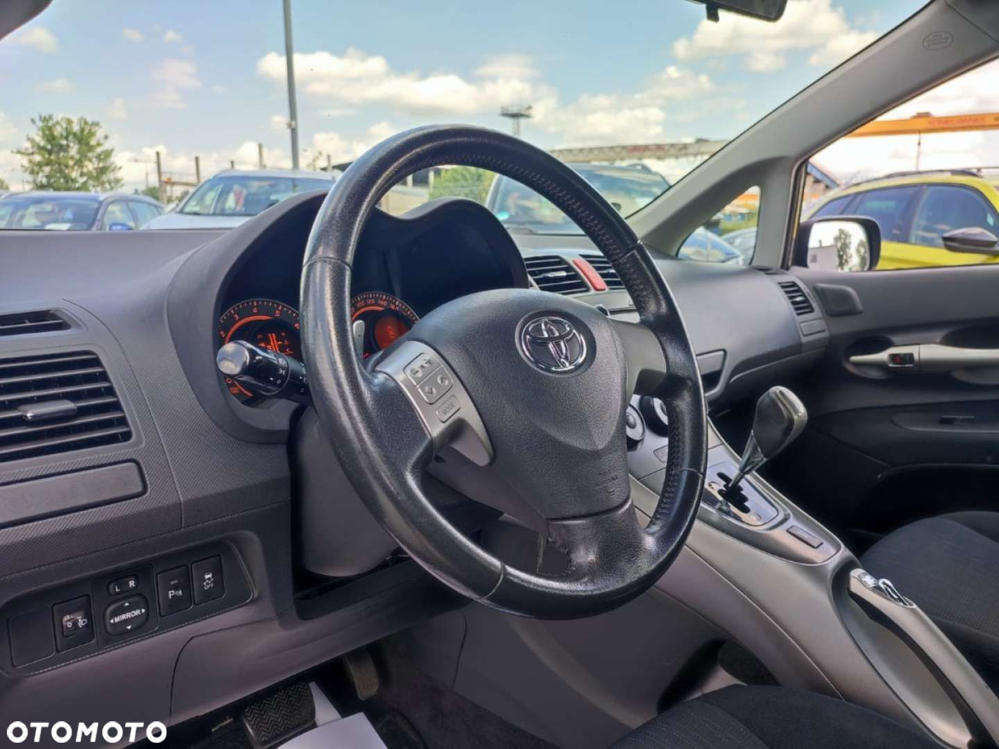 Toyota Auris - 5